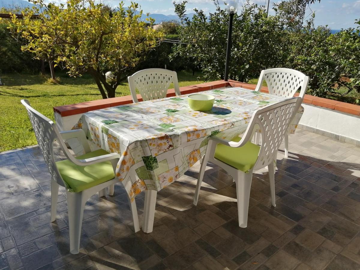 Casa Vacanze Daisy Trappeto  Bagian luar foto