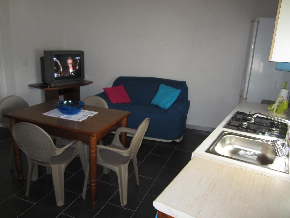 Casa Vacanze Daisy Trappeto  Bagian luar foto